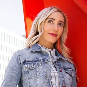 Meet your Posher, Jamie